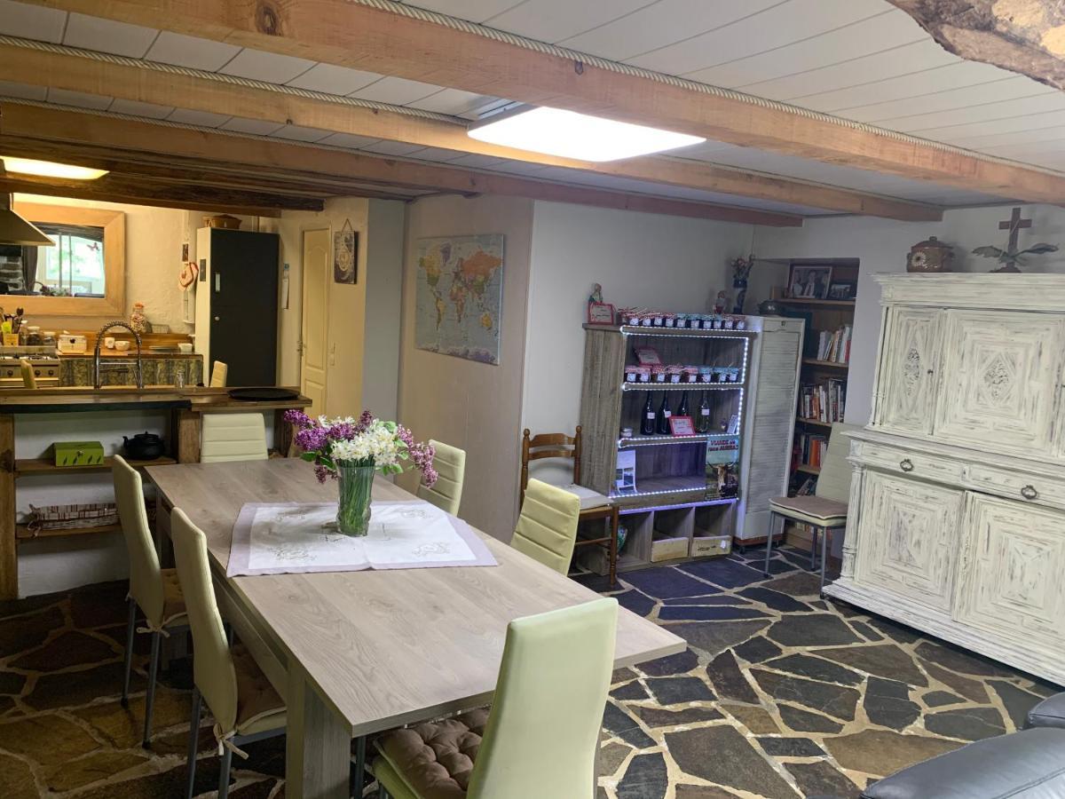 Chambres D'Hotes Le Lepadou-Bas Saint-Chély-dʼAubrac Εξωτερικό φωτογραφία