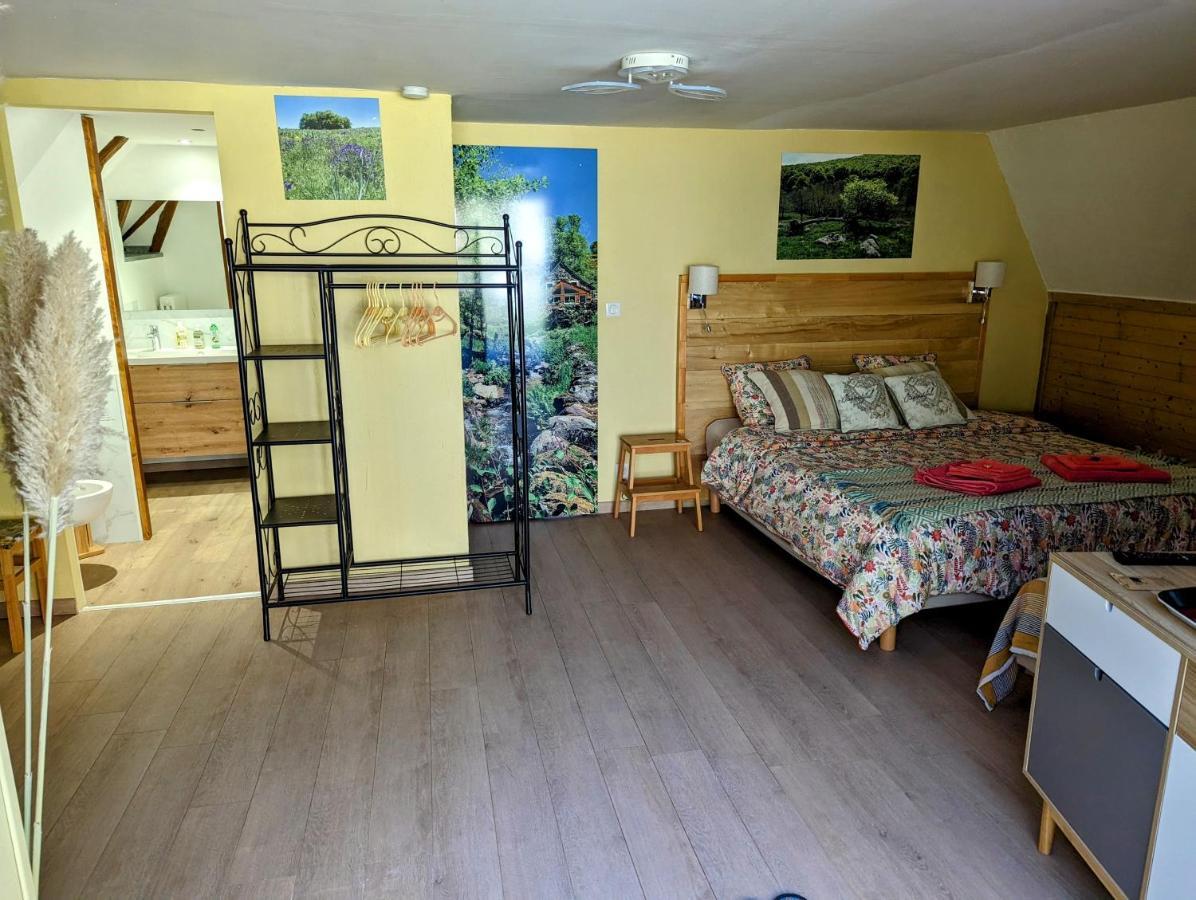 Chambres D'Hotes Le Lepadou-Bas Saint-Chély-dʼAubrac Εξωτερικό φωτογραφία