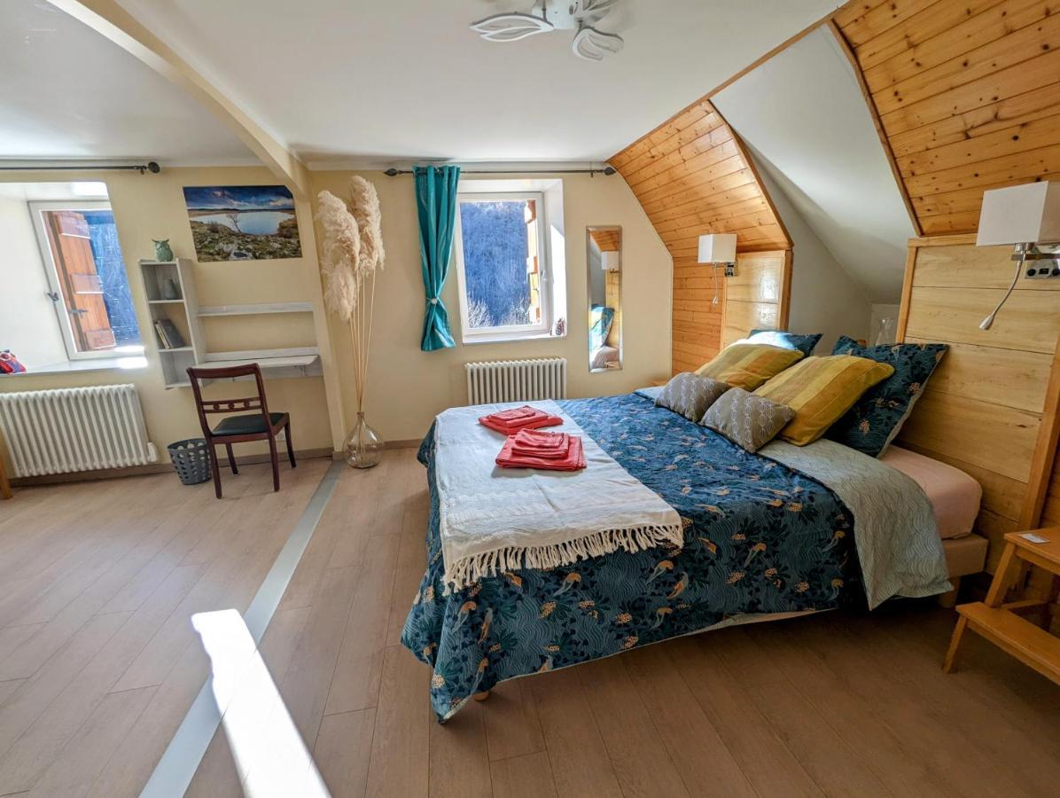 Chambres D'Hotes Le Lepadou-Bas Saint-Chély-dʼAubrac Εξωτερικό φωτογραφία