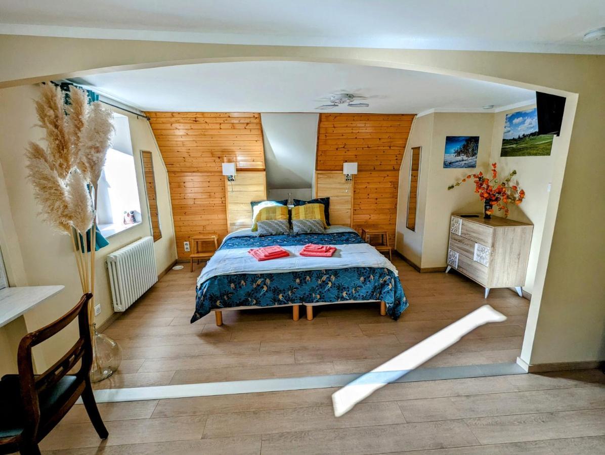 Chambres D'Hotes Le Lepadou-Bas Saint-Chély-dʼAubrac Εξωτερικό φωτογραφία